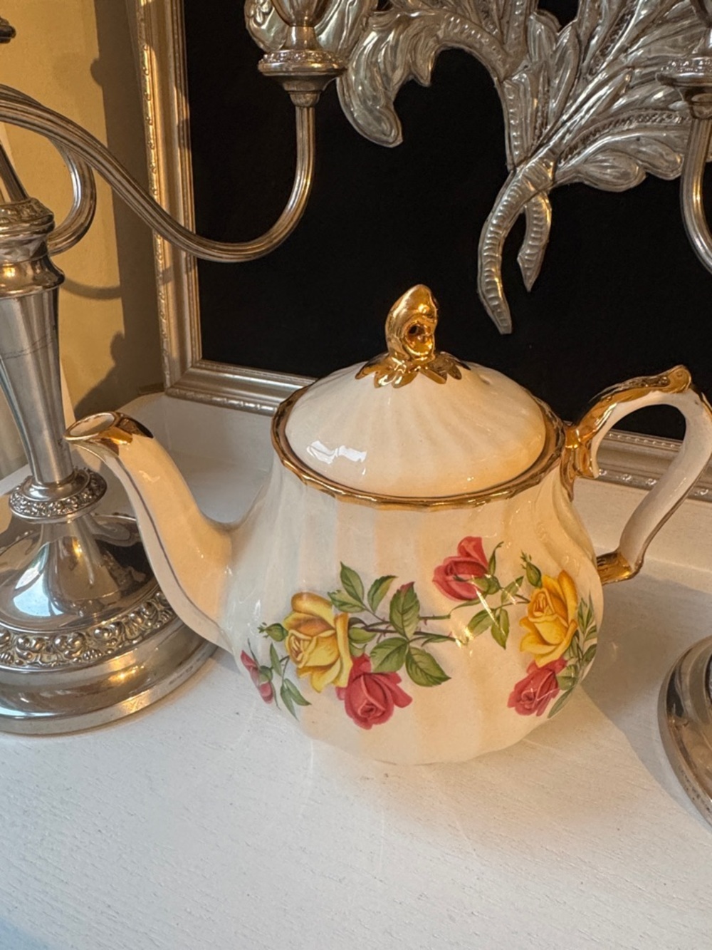 SADLER England Cream Porcelain Tea pot  with Gold Gilding and Hand-Painted Roses